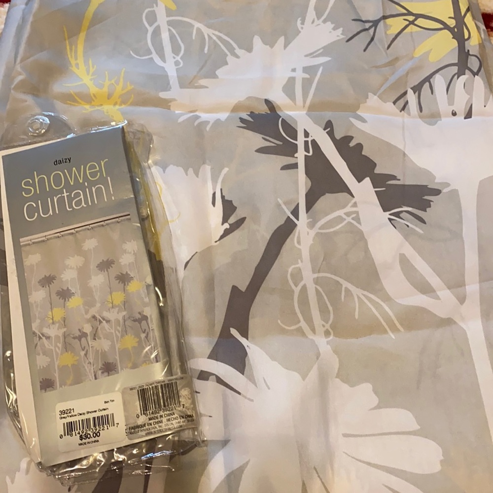 InterDesign daisy shower curtain